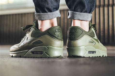 helemaal legergroen nike airmax|Green Nike Max Air Shoes.